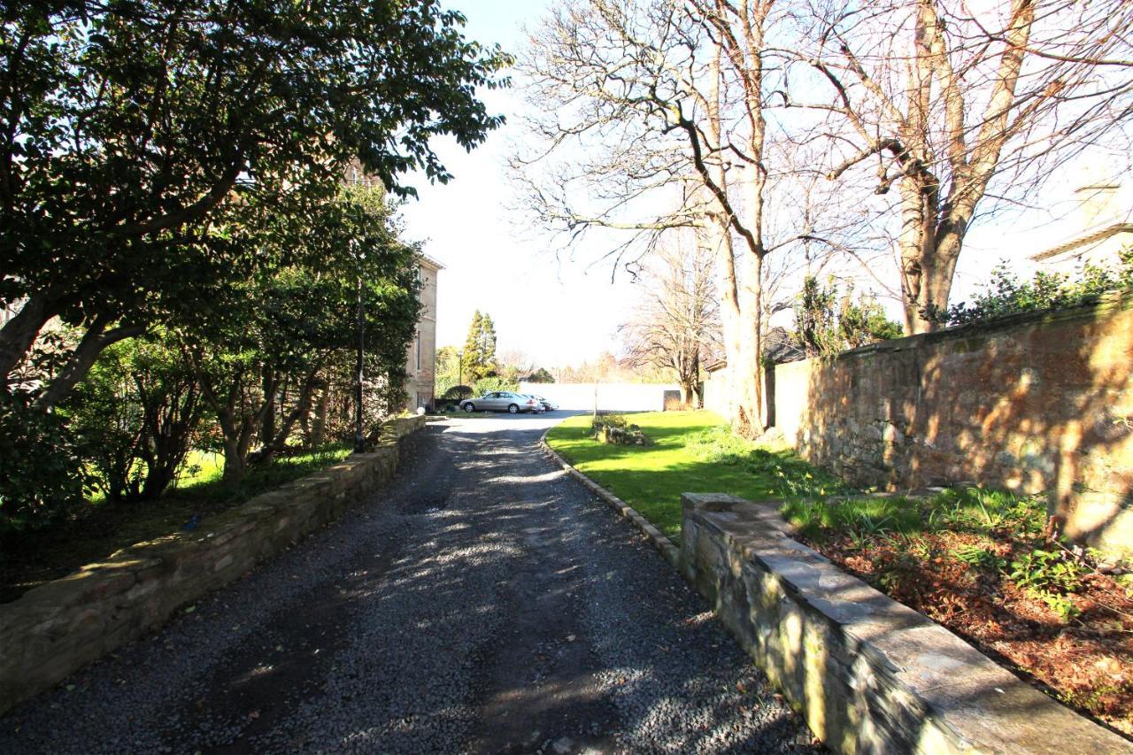 Beautiful 2 To 3 Bed Apartment With Stunning Views! Ayr Exterior photo
