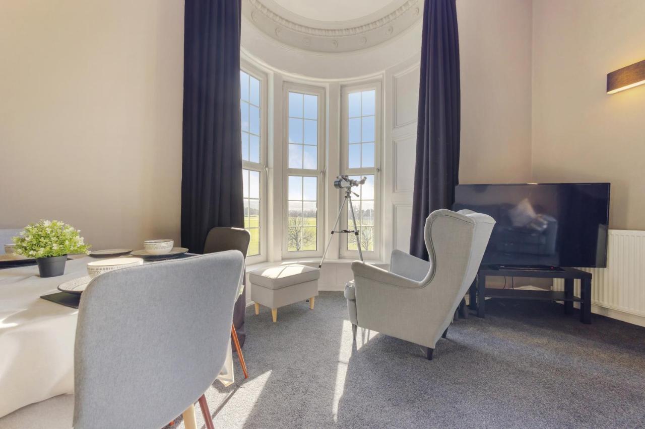 Beautiful 2 To 3 Bed Apartment With Stunning Views! Ayr Exterior photo